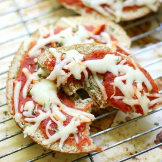 Easy Gluten-Free Vegan Pizza Bagels