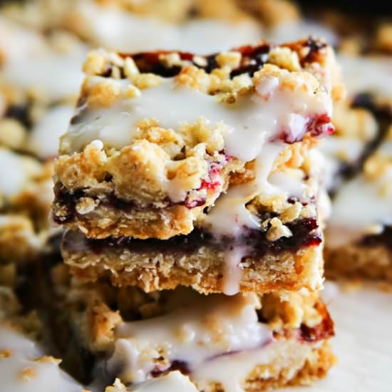 Blackberry Cream Oat Bars
