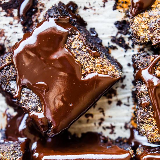 Dirty Chai Flourless Brownies