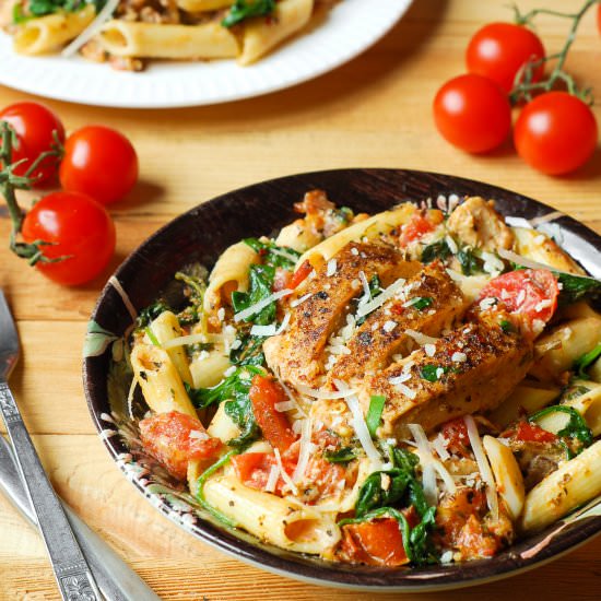 Chicken Pasta with Bacon & Spinach
