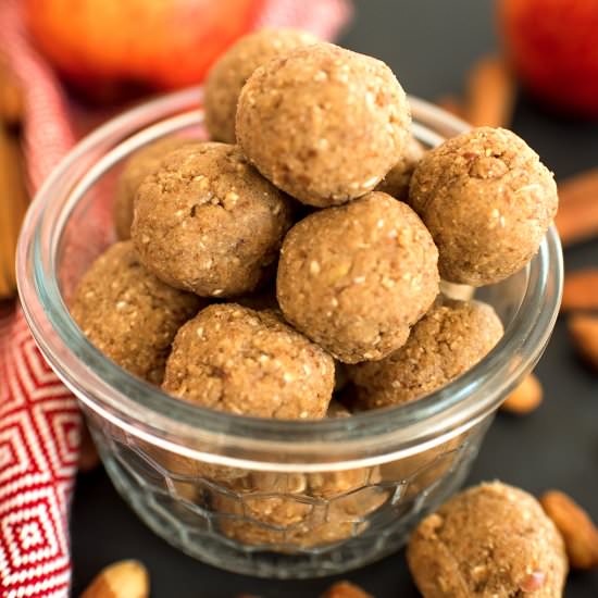 Apple Cinnamon Energy Balls