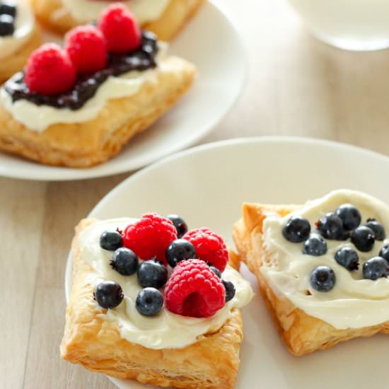 Easy Berry & Cream Cheese Pastries
