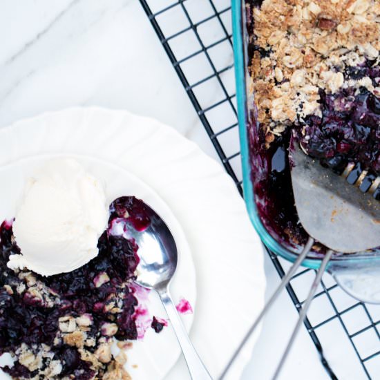 Blueberry Lemon Crisp with Almonds