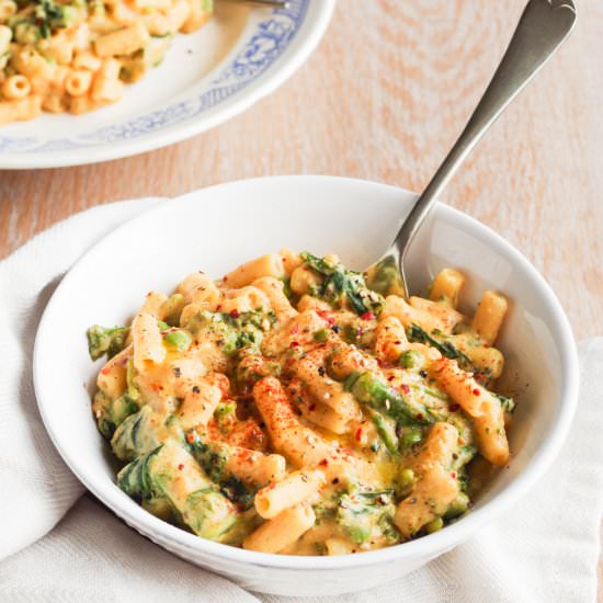 Smoky Chili Butternut Mac n Greens
