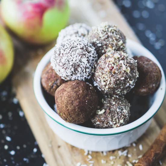 Raw Apple Pecan Pie Bites