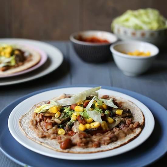 Vegan tortilla tostada