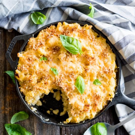 Garlic Skillet Mac n’ Cheese