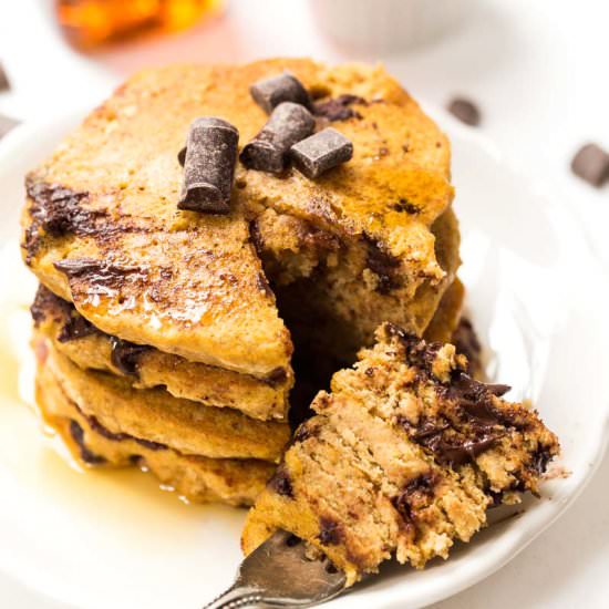Vegan Pumpkin Chocolate Pancakes