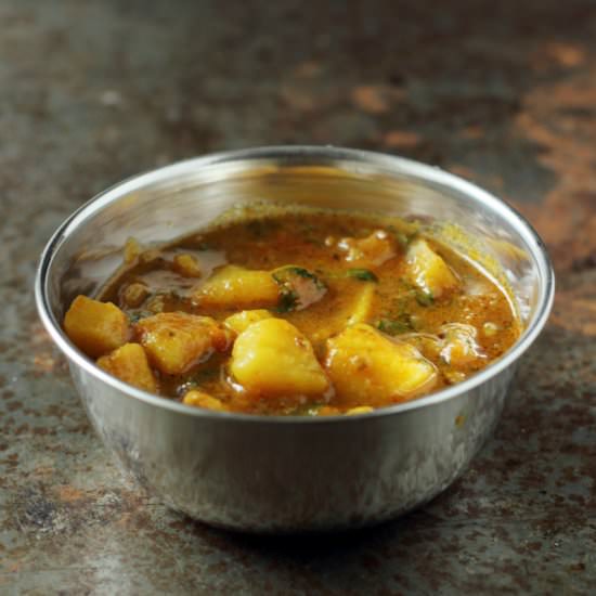 Potatoes Tomatoes Curry