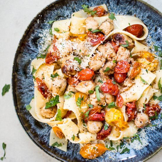 Roasted Tomato Chicken Pasta