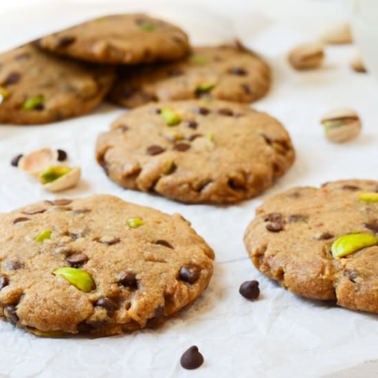 Pistachio Chocolate Chip Cookies