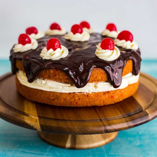 Strawberry Banana Split Cake