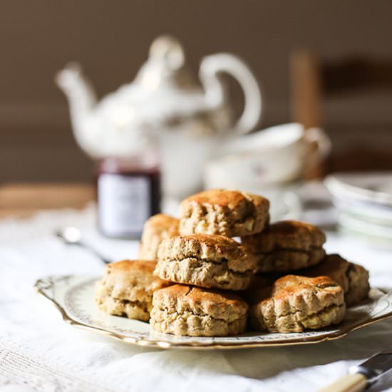 Honey Apple Spice Scones