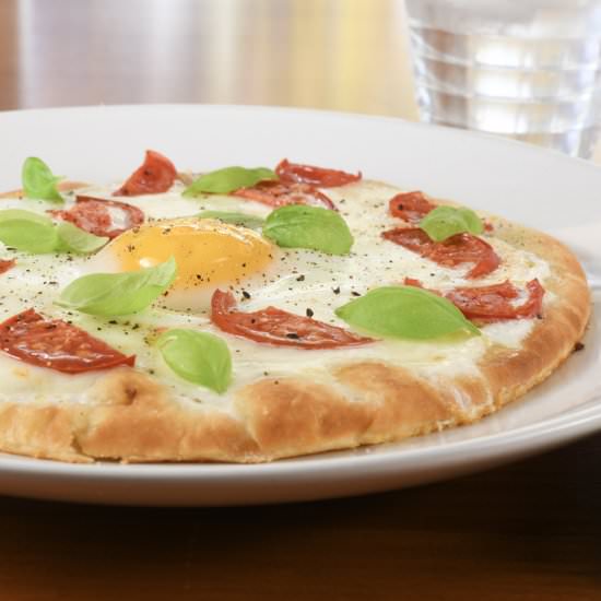 Caprese Breakfast Pizza