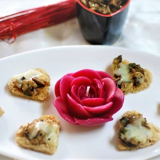 Hearty Mushroom Crostini