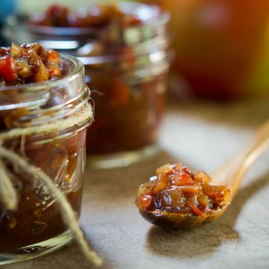 Easy Fresh Balsamic Tomato Chutney
