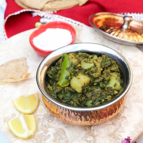 Easy Spinach & Potato Curry