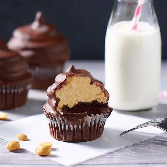 Peanut Butter Dream Cupcakes