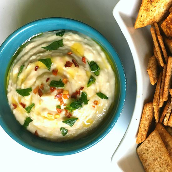Garlic Oil White Bean Dip