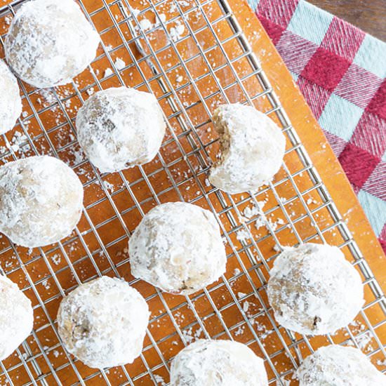 Maple Pecan Tea Cookies