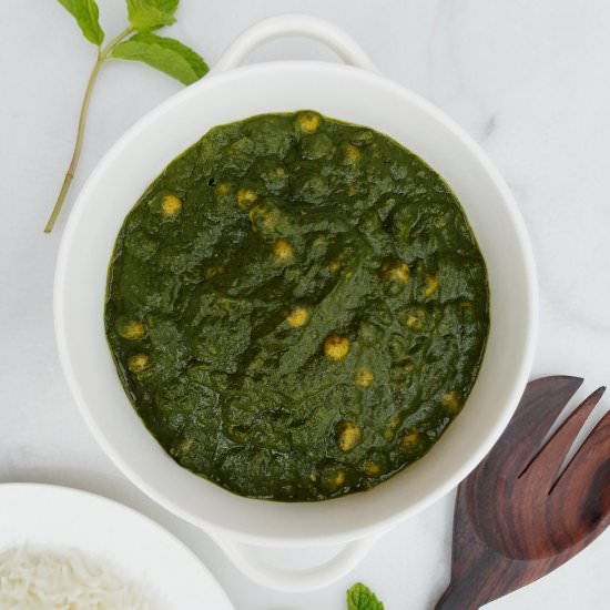 Spinach and Chickpea Curry