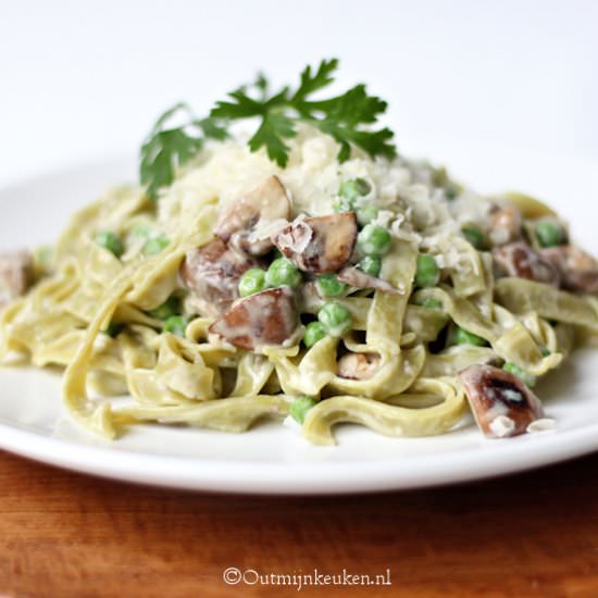 Vegetarian Pasta with Mushrooms