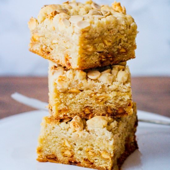 Roasted White Chocolate Blondies
