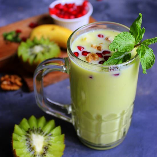 Avocado Kiwi Green Smoothie