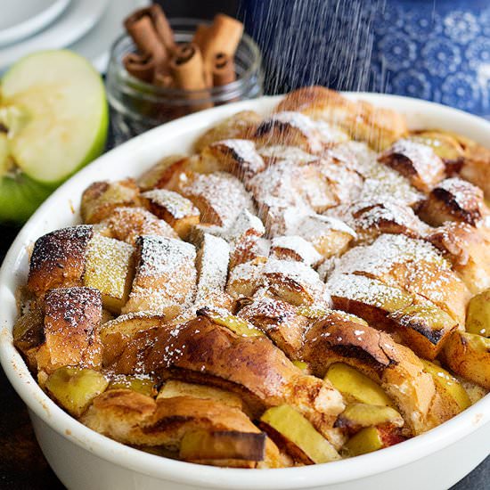 Apple Cinnamon French Toast Bake