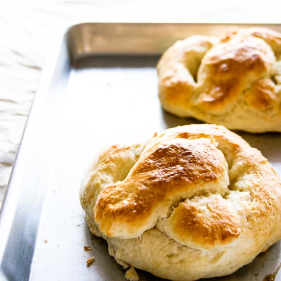 Quick & Easy No Yeast Pretzels