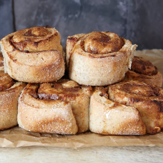 Vegan Cinnamon Swirl Buns