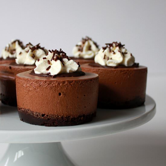 Eggless Chocolate Mousse Cake