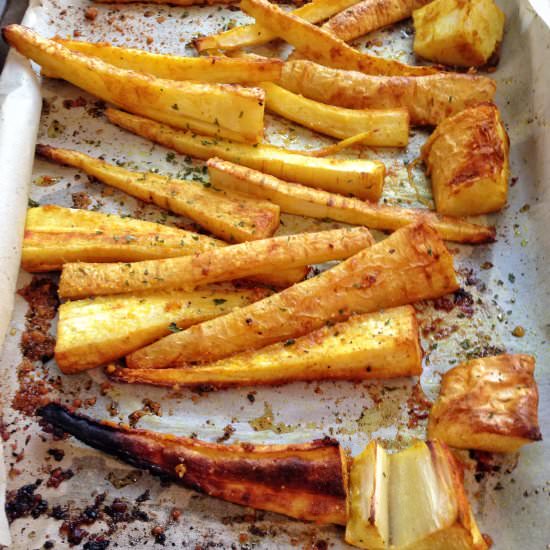 Roasted Garlic Turmeric Fries