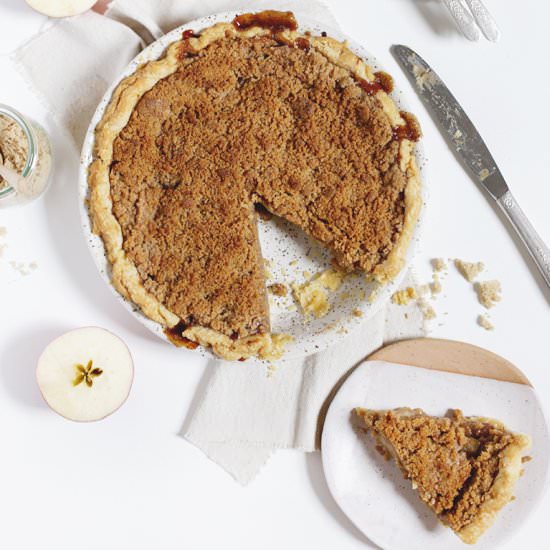 Apple Crumble Pie