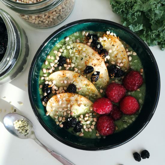 Kale and Apple Smoothie
