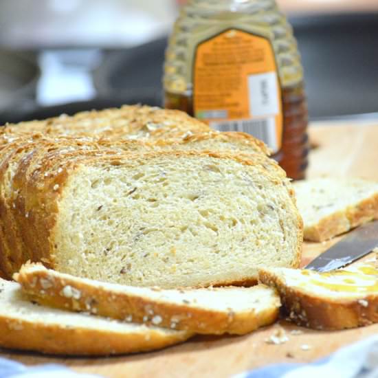 Honey, Oats & Flax Seeds Bread