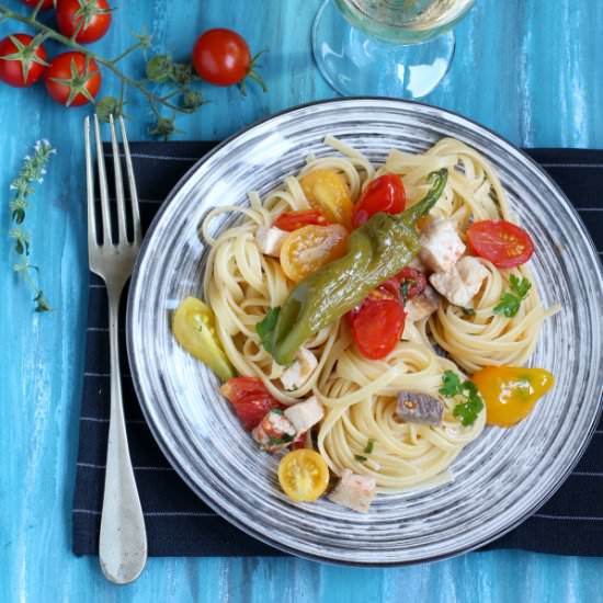 Linguine with swordfish and peppers