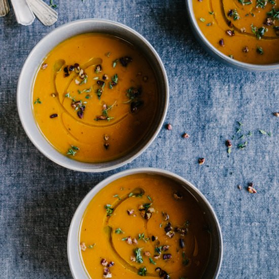 Roasted Carrot and Apple Soup