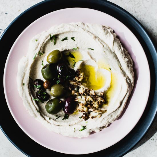 Creamy Roasted Cauliflower Dip