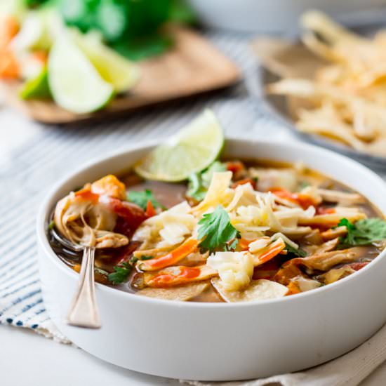 Slow Cooker Chicken Tortilla Soup