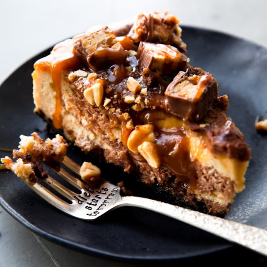 Snickers Cheesecake