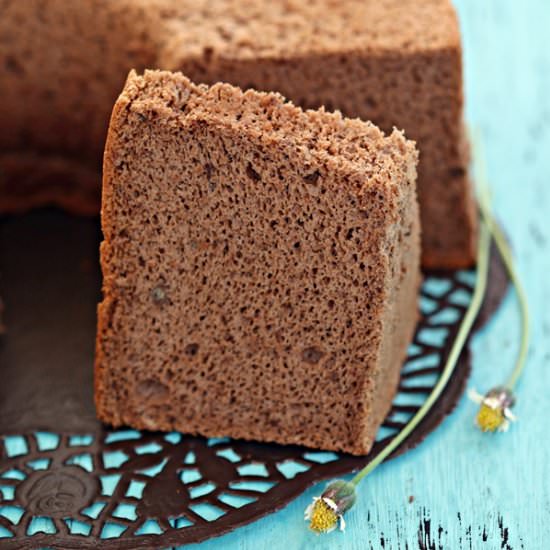 Cocoa Banana Chiffon Cake