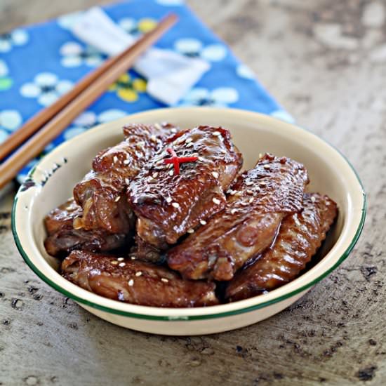 Pan Fried Chicken Wings with Oyster