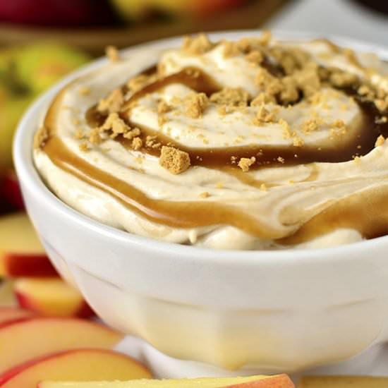 No-Bake Caramel Apple Cheesecake
