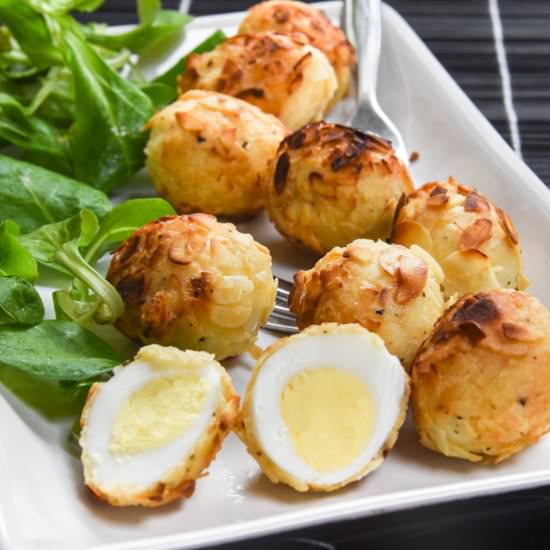 Stuffed quail eggs