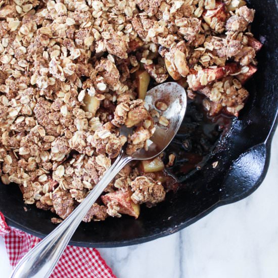 Easy Skillet Apple Crisp