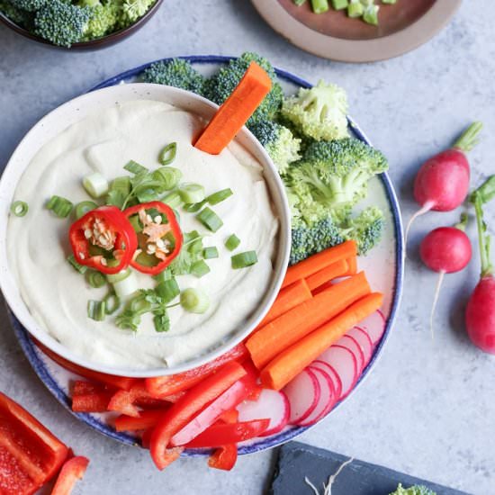 Paleo Sour Cream & Onion Dip
