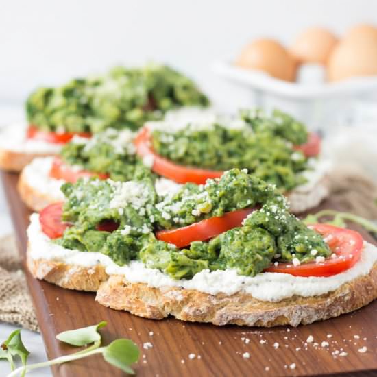 Spinach Eggs and Ricotta Toast