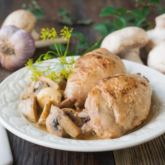 Chicken With Mushrooms And Mustard Sauce