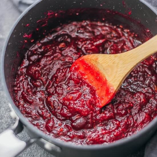 Healthy low carb cranberry sauce